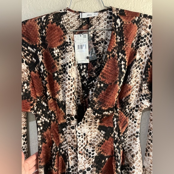 Mango Snake Print Long Sleeve V Neck Button Front Maxi Dress 4 size Small - Picture 9 of 14